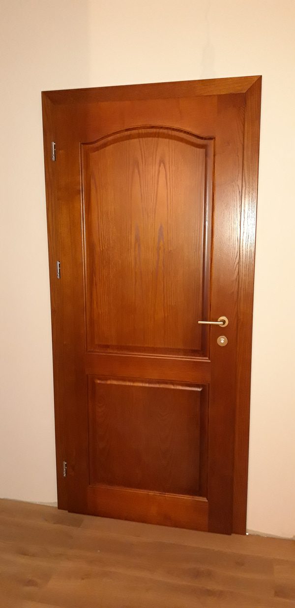 Masívne drevené dvere