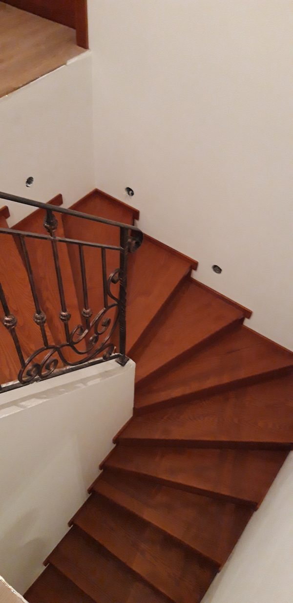 Elegantné točité schodisko